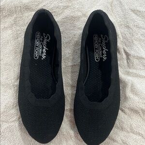 Skechers Women's Black Memory Foam Shoes with box